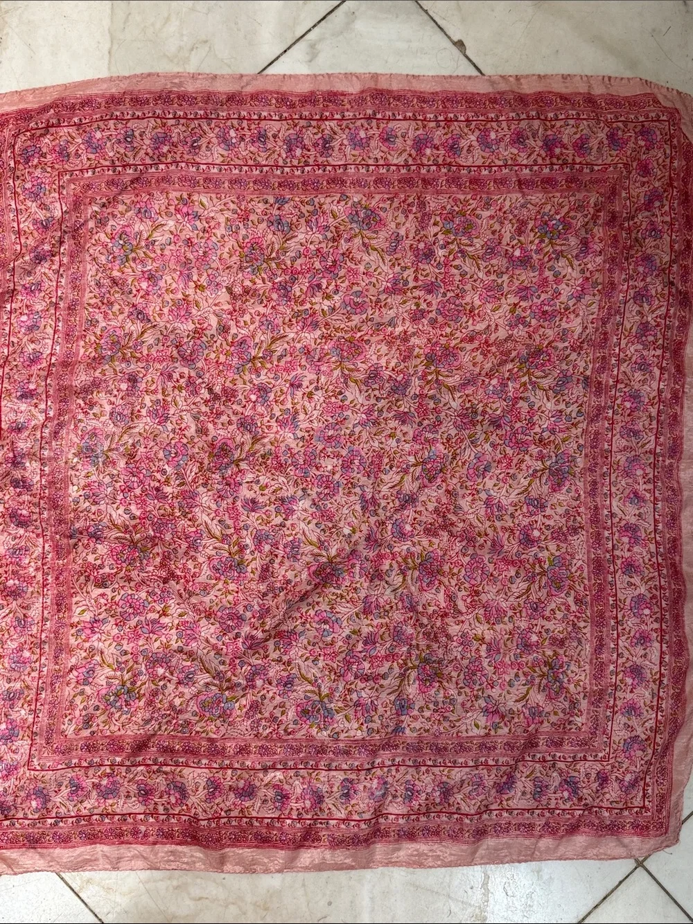 Vintage Delicate Pink Floral Silk Scarf 🧣 Hand Rolled edges 30”x34”